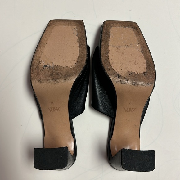 Zara Leather Black Heels - Picture 5 of 12